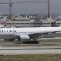 United Airlines - Boeing 777-224ER - N77019<br />LAX - Clutter's Park - 10.5.2022 - 11:14 AM
