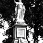 Germania<br />Seinen in den Kämpfen 1860,1870-71 gefallenen Kämpfern.<br />Steht direkt am Marktplatz.<br />So sah es ursprünglich aus.