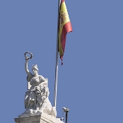 26.9.2022 - 14:20
Statue auf dem Museo de la Biblioteca Nacional