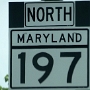 An der tief ins Land schneidenden Chesapeake Bay liegen wichtige Häfen, wie Baltimore und Annapolis, wo die Marineakademie der USA ist. Die Bucht war lange Zeit einer der ertragreichsten Fischgründe der Welt. Mit einer Bevölkerungsdichte von 209 Einwohnern pro Quadratkilometern bezogen auf die Landfläche (vergleichbar mit Rheinland-Pfalz) gehört Maryland zu den am dichtesten besiedelten US-Bundesstaaten. Neben der Metropole Baltimore gehört auch etwa die Hälfte des umfangreichen Großraums von Washington D.C. zu Maryland.