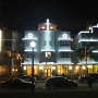 Die selben Hotels, in dunkeln....