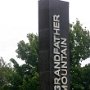 Noch ein Grandfather Schild/Monument