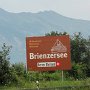 Der Brienzersee liegt als Alpenrandsee eingebettet zwischen den Emmentaler und Berner Alpen im Schweizer Kanton Bern. Seine steilen Ufer setzen sich auch unter dem Wasserspiegel fort, so dass kaum Flachwasserzonen existieren.