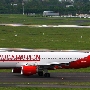 LaudaMotion - Airbus A320-214 - OE-LOD - noch in Air Berlin Bemalung<br />DUS - Besucherterrasse - 26.4.2019 - 14:23