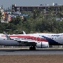 Malaysia Airlines -  Boeing 737-8H6 - 9M-MXN<br />HKT - Louis' Runway View Hotel Zimmer 403 - 28.3.2023 - 9:35