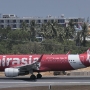 Thai Air Asia -  Airbus A320-216(WL) - HS-BBQ<br />HKT - 25.3.2023 - Louis' Runway View Hotel Zimmer 403 - 12:52