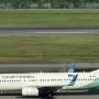Garuda Indonesia - Boeing 737-8U3(WL) - PK-GMI<br />SIN - 17.3.2023 - Crowne Plaza Runway View Room 811 - 9:05