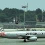 Jetstar Asia - Airbus A320-232 - 9V-JSL<br />SIN - 17.3.2023 - Viewing Mall Terminal 1 Changi - 13:36