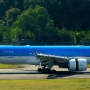 KLM - Boeing 777-206(ER) - PH-BQC "Chichen-Itza"<br />SIN - 16.3.2023 - Crowne Plaza Runway View Room 811 - 16:04