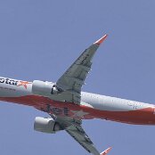 19.05.2026 - 14:22 - Point de vue aéroport (Colline) - Jetstar - Airbus A321-200NX - F-WWSB