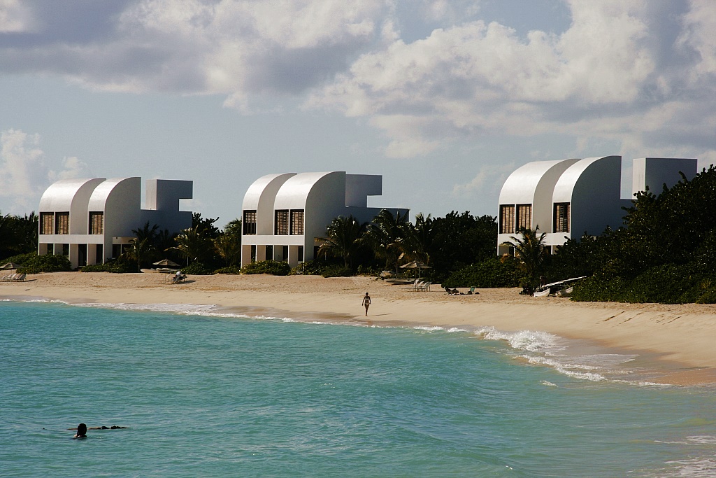 Anguilla - Shoal Bay West - Cove Castles