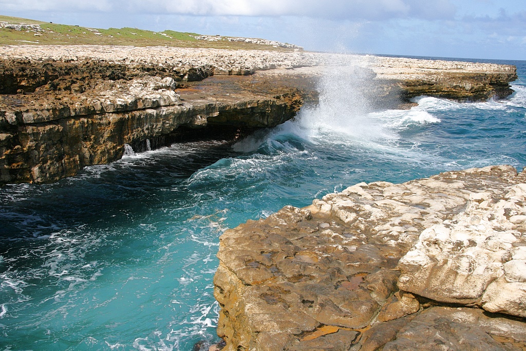 Antigua - Devils Bridge