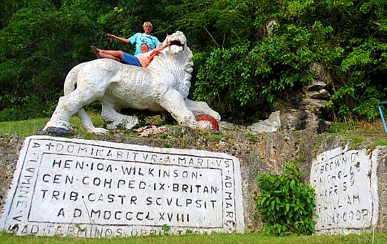 Gun Hill - der weisse Löwe von Barbados Gun Hill - der weisse Löwe von Barbados