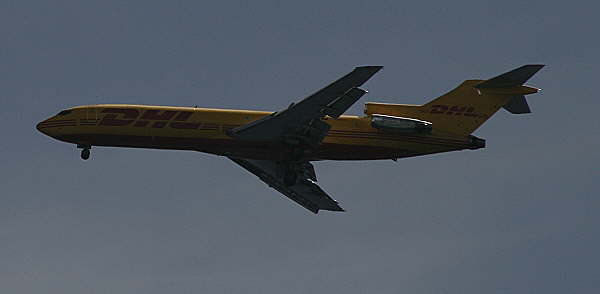 DHL Boeing 727