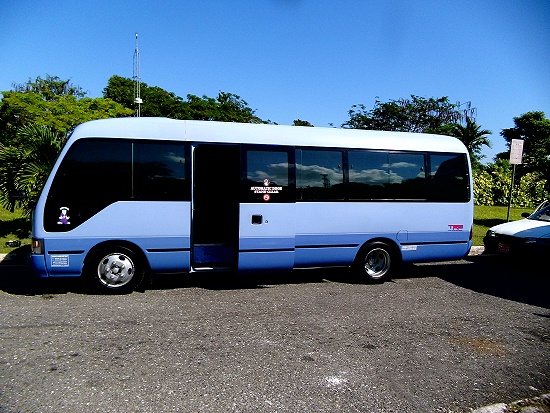 Taxibus in Ocho Rios 
