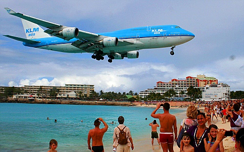 KLM B 747 landing in St. Martin