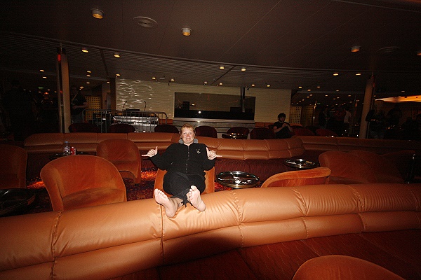 Majesty of the Seas - Spectrum Lounge