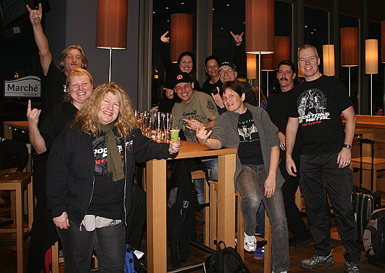 Das erste Bier fr�hmorgens am Flughafen