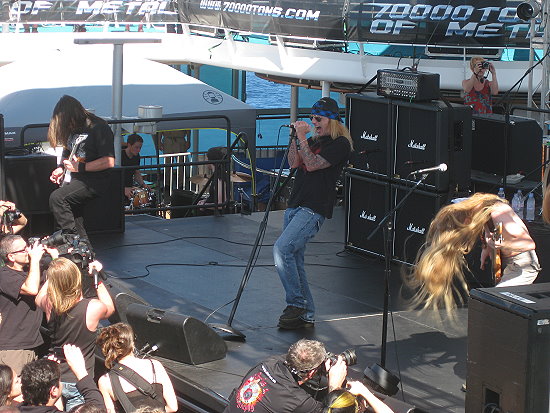 Atheist @ 70000 tons of metal