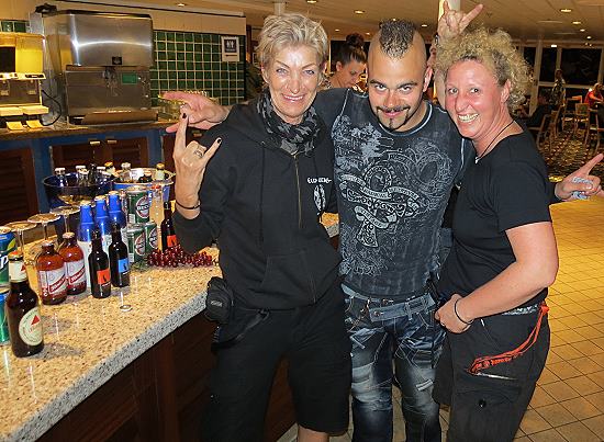 nach dem Konzert kurzes Treffen mit Joakim am Buffet