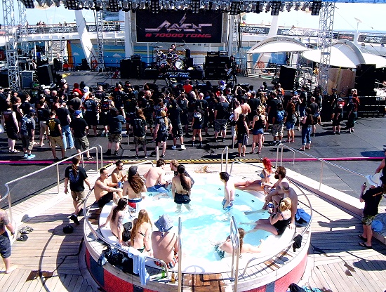 70000 Tons of Metal 2016 - Raven 70000 Tons of Metal 2016 - Raven