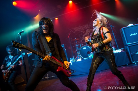 70.000 Tons of Metal 2013 - Doro 70.000 Tons of Metal 2013 - Doro
