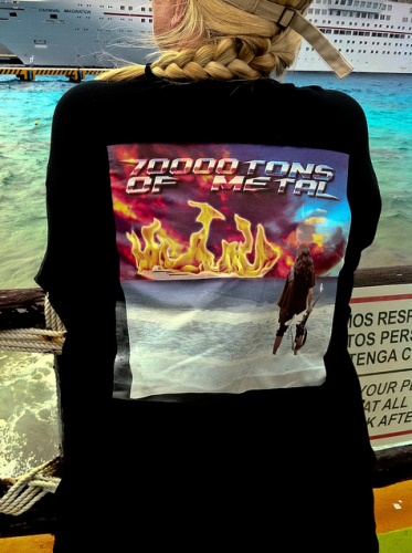 T-Shirts hatten wir von zuhause mitgebracht T-Shirts hatten wir von zuhause mitgebracht