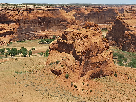 Canyon de Chelley National Monument Canyon de Chelley National Monument